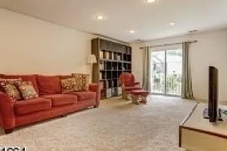 6 Jennifer Dr #6 — Photo 3