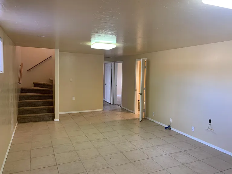 4314 N Miner Rd — Photo 28