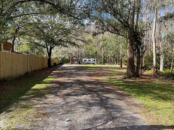 4th image of 16003 Timberwood Dr