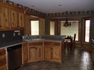 4950 SE Adams St, Topeka, KS 66609