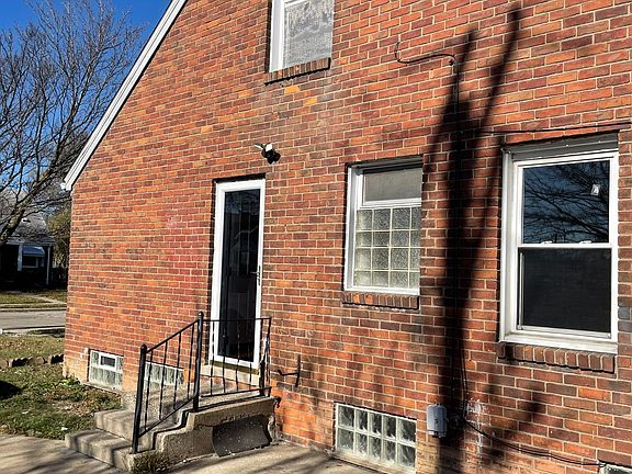 2nd image of 22736 Brittany Ave