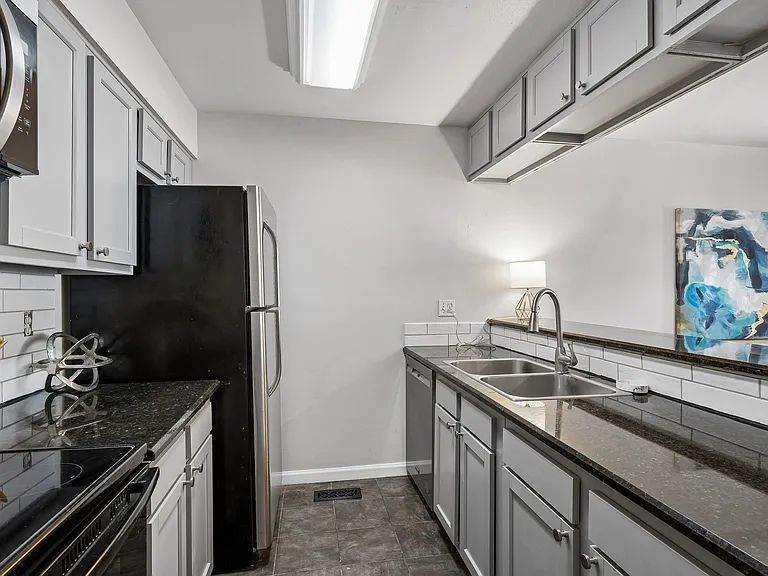 6600 E Mississippi Ave #5 — Photo 5