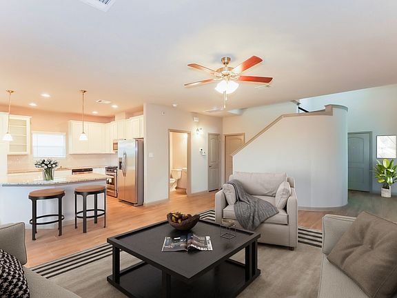 4th image of 7918 Tuscan Cypress Dr