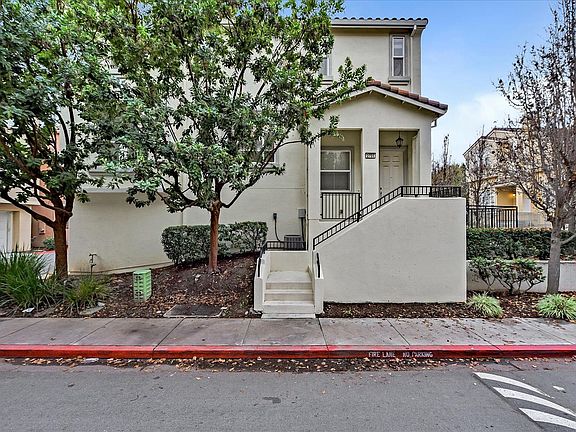 2nd image of 2755 Corde Terra Cir