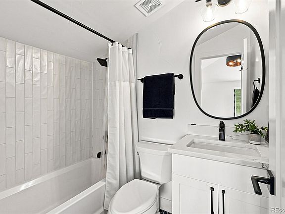4th image of 475 N Galapago Street #2