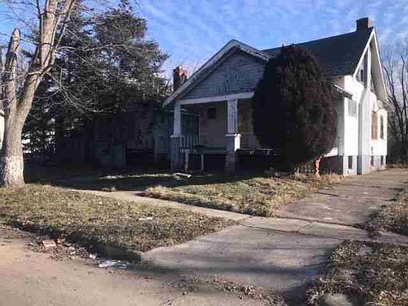 12310 Roselawn