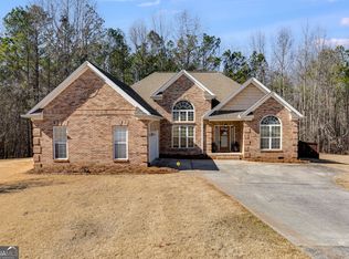 135 River Birch Dr, Carrollton, GA 30116
