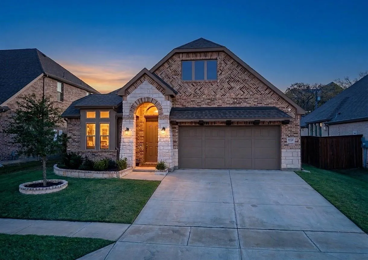 4 bed, 2012 sqft, $3,625 — Photo 1