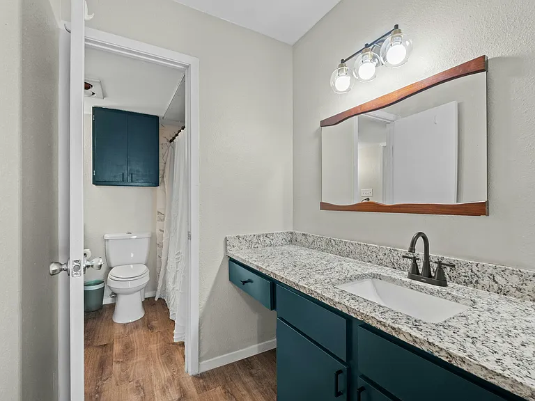 2018 W Rundberg Ln #15B — Photo 17