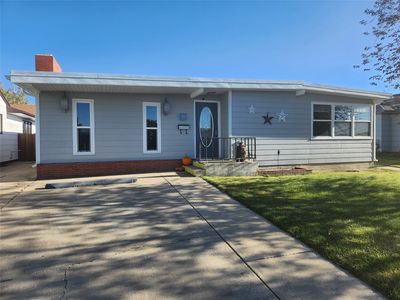 327 7th Ave SE, Cut Bank, MT, 59427