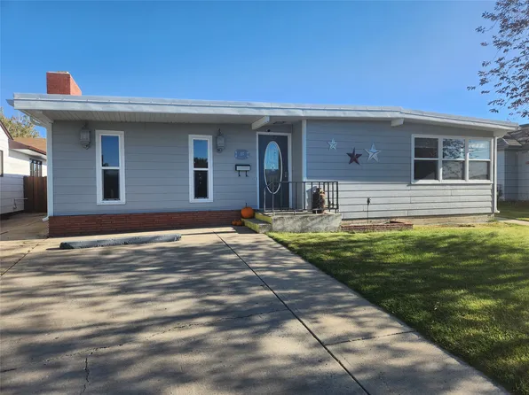 327 7th Ave SE, Cut Bank, MT 59427