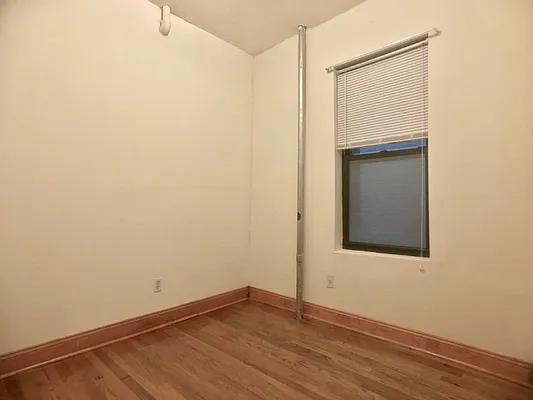 Rented by Sovereign Associates | media 2