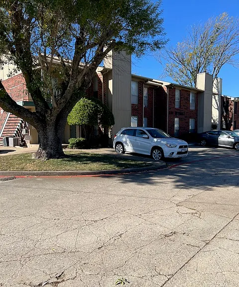 Bethany Apartments — Photo 1