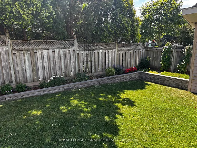 6568 Aston Martin Mews — Photo 29