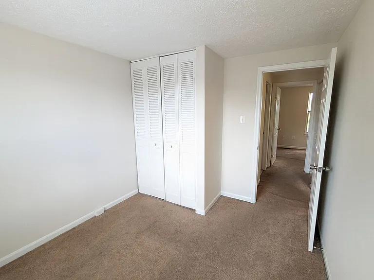 1390 David Ln — Photo 23