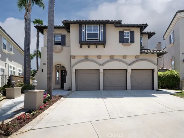 5712 Ocean Vista Dr, Huntington Beach, CA 92648