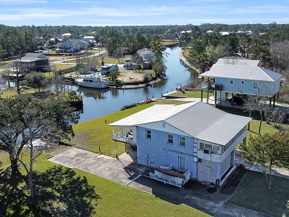 5th image of 10210 Bayou View Dr