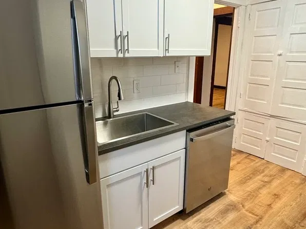 2315 Fremont Pl APT 1, Pittsburgh, PA 15216