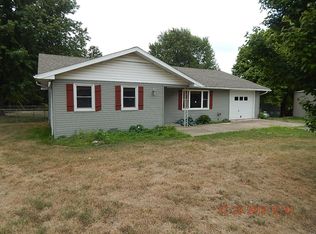 22647 Primrose Dr, Lebanon, MO 65536