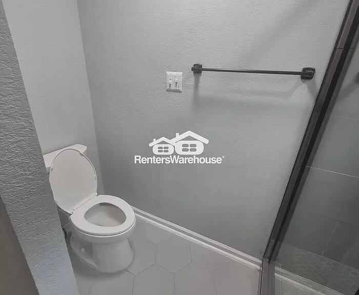 9323 Bowen Dr — Photo 16
