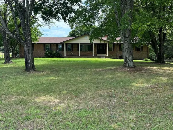 61 Honeysuckle Ln, Owings, MD 20736
