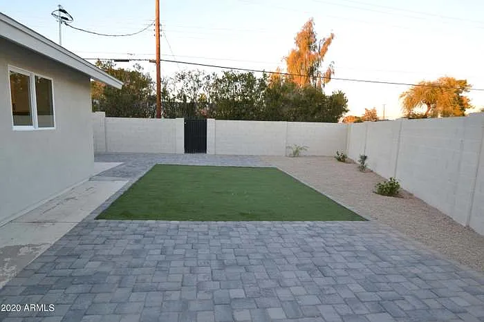 8650 E Virginia Ave — Photo 15