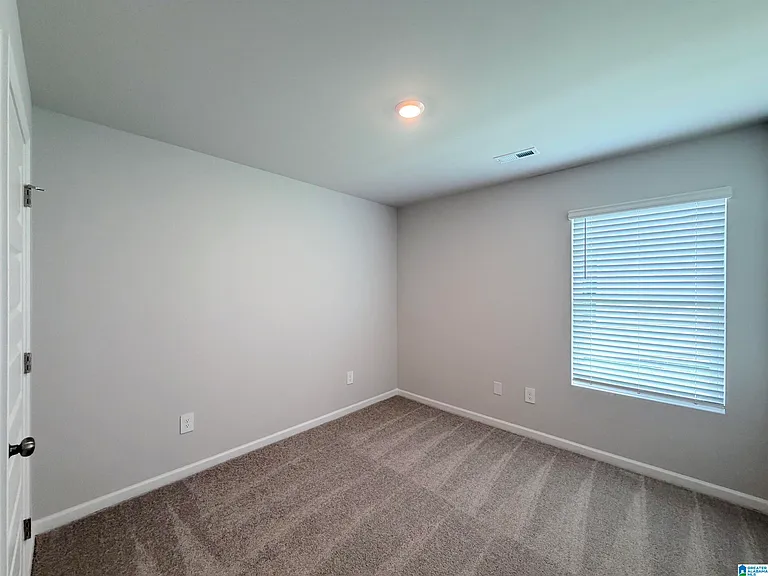 128 Challenger Way — Photo 35