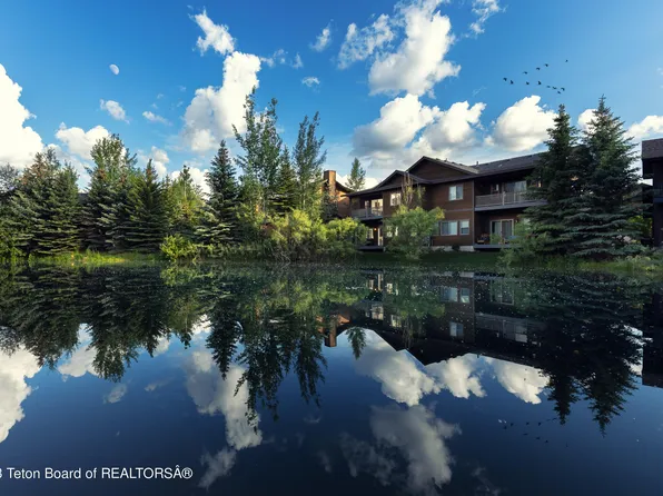 250 Abby Loop, Victor, ID 83455