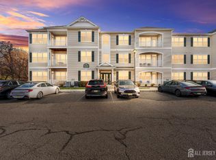 414 Sloan Ct, Matawan, NJ 07747