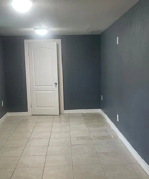 2631 Oakcliff St — Photo 9
