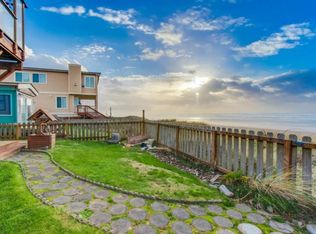 5318 SW Pacific Coast Hwy, Waldport, OR 97394