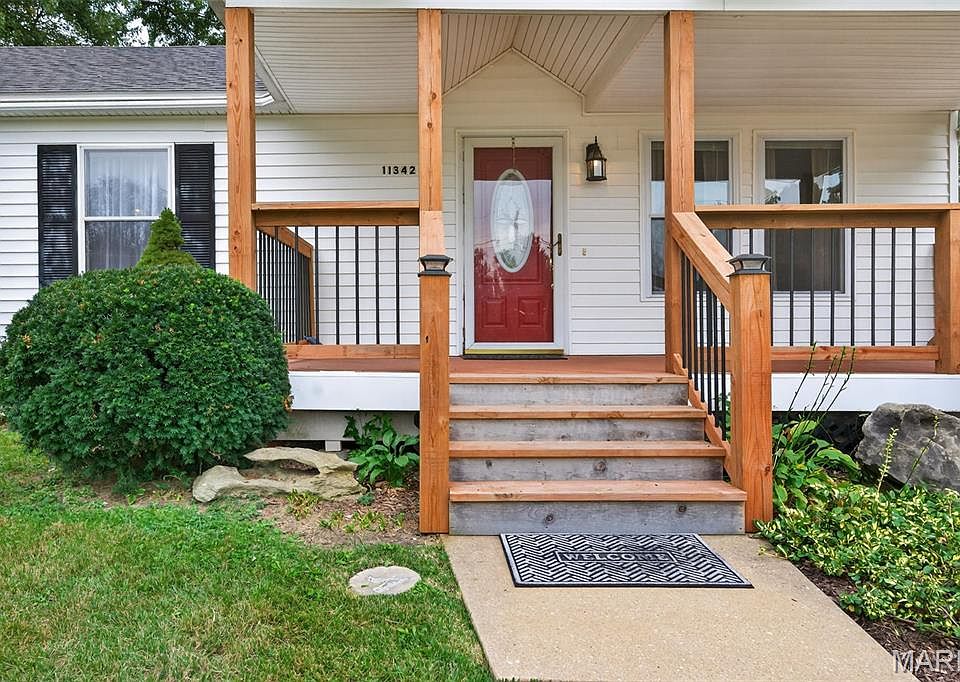 11342 De Runtz Ave, Maryland Heights, MO 63043 | Zillow