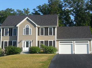 4 Jasper Ln, Nashua, NH 03063