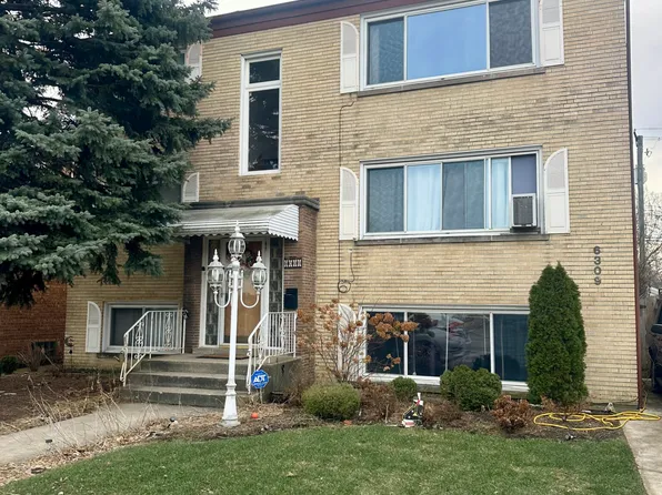 6309 W Touhy Ave #2, Chicago, IL 60646