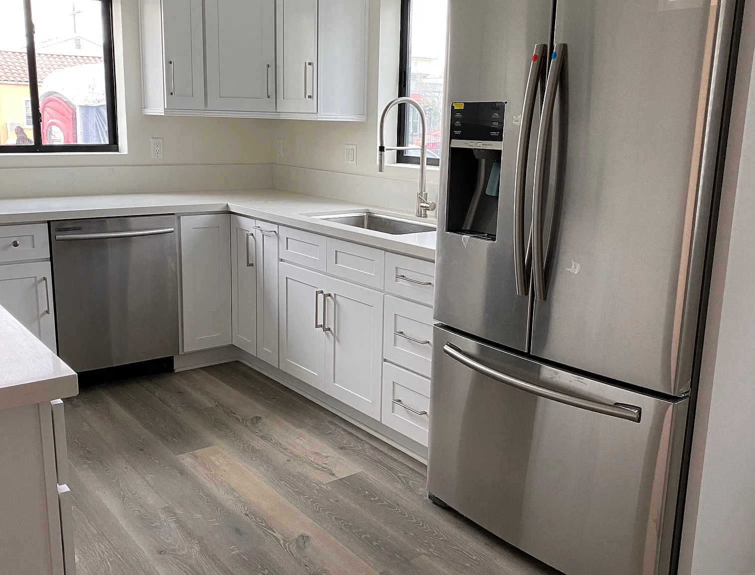 2 bed, 1.5 bath, 993 sqft, $2,750 — Photo 1