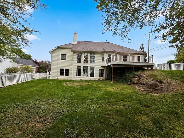 16802 Enderbush Ln — Photo 5