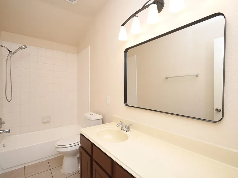 13111 Rippling Creek Ln — Photo 13