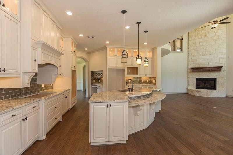 1st image of 34102 Timberwood Bend Ln
