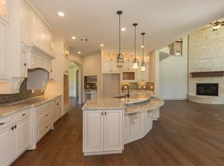 34102 Timberwood Bend Ln, Pinehurst, TX 77362