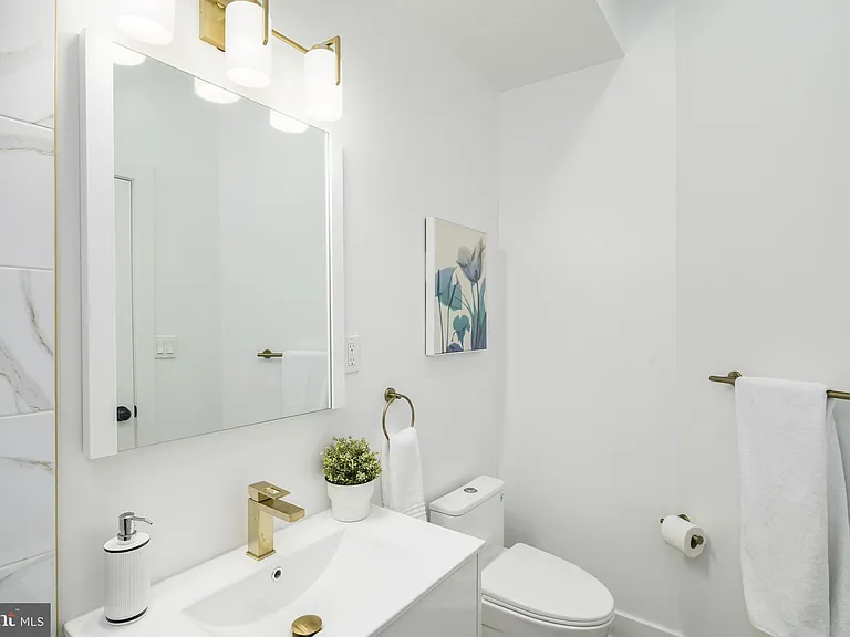 1006 S Fairhill St — Photo 17