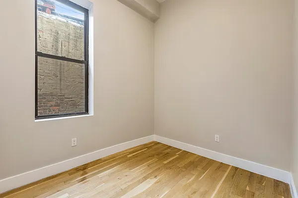 Rented by MNS | media 30