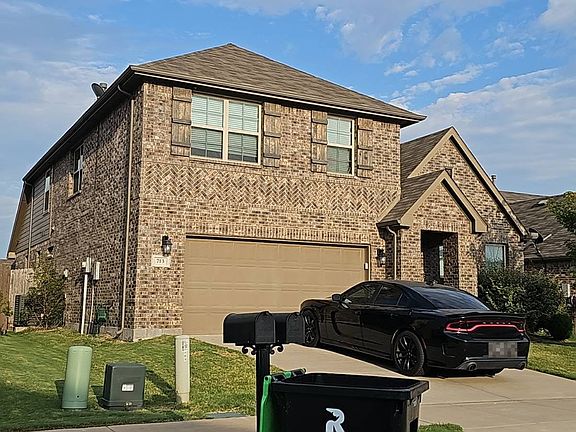 3rd image of 713 Bird Creek Dr