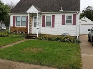 1501 W 11th St, Waterloo, IA 50702