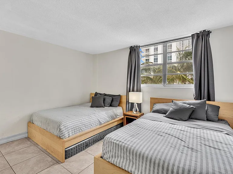3901 S Ocean Dr #3J — Photo 23
