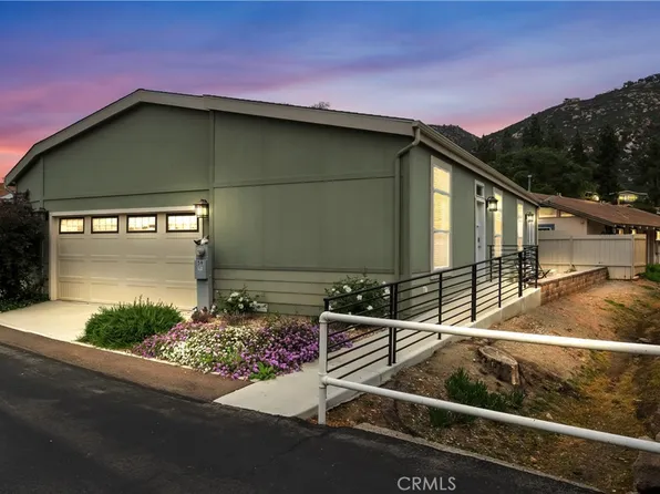 8975 Lawrence Welk Dr Space 59, Escondido, CA 92026