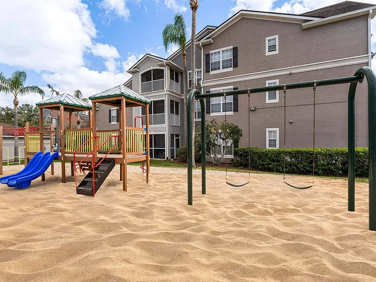 Grand Reserve At Kirkman Parke — Photo 21