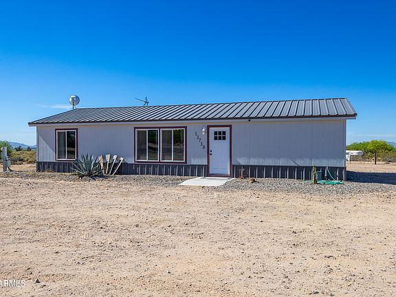 3rd image of 13738 S 337th Lane