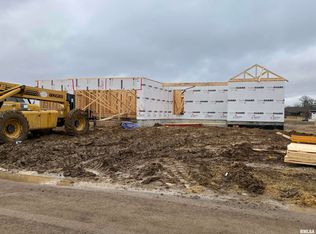 1909 Athena Ct, Chatham, IL 62629