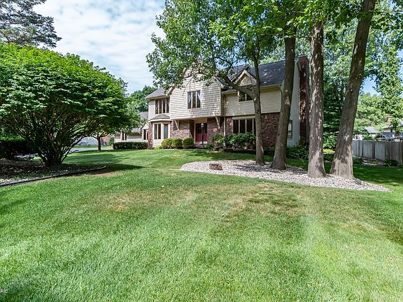 2nd image of 8358 Plover Dr