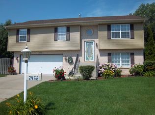 2452 Magnolia St, Portage, IN 46368